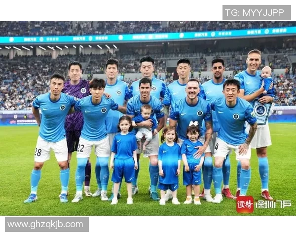 赛后分析:深圳篮球队与武汉篮球队的战术意识与表现对比探讨 赛后分析:深圳篮球队与武汉篮球队的战术意识与表现对比探讨