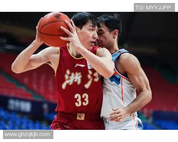 深圳篮球队在全国锦标赛积分榜上以68分稳居第一名,展现强劲实力 深圳篮球队在全国锦标赛积分榜上以68分稳居第一名,展现强劲实力