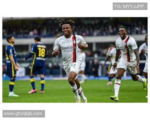 足球场上的璀璨星光多名足球明星写真展现运动魅力与个性风采 足球场上的璀璨星光多名足球明星写真展现运动魅力与个性风采